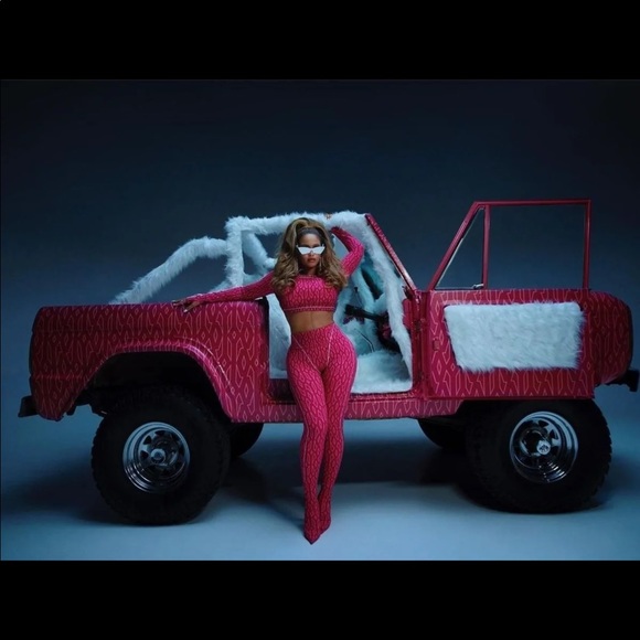 Ivy park Icy Park Snap monogram top Bold Print Xs - Picture 3 of 15